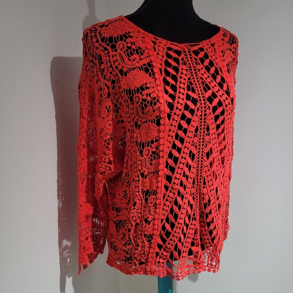 XCVI Women's Long Sleeve High Low 100% Cotton Crochet Shirt Size XL Red Boho - Picture 2 of 10